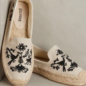 NEW Soludos embroidered espadrilles